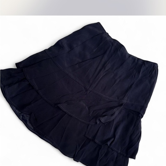 Sandro 100% silk Navy Tiered Mini Skirt with side zip size 2 - Picture 5 of 6